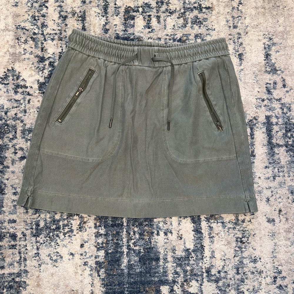Athleta Olive Mini Skirt with Zipper Pockets